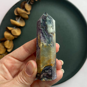 Breccia jaspis krystaltårn (nr. 1)