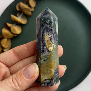 Breccia jaspis krystaltårn (nr. 1)