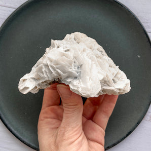 Hvid flower calcit (nr. 3)