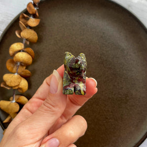 Drageblods jaspis hare