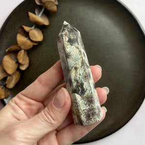 Grøn blomster agat krystaltårn (nr. 4)