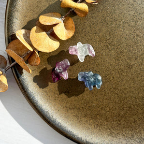 Regnbue fluorit elefant (mini)