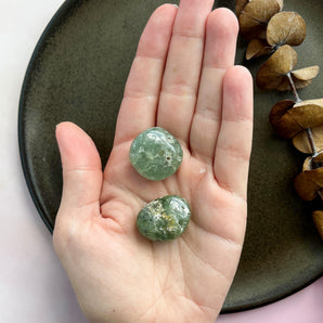 Prehnit lommesten (OULET)