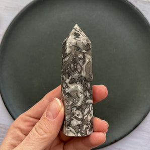 Picasso jaspis krystaltårn (nr. 1)