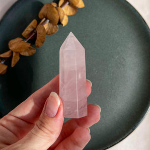 Rosakvarts krystaltårn (nr. 3)