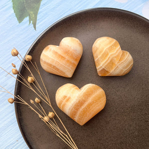 Stribet orange calcit hjerte