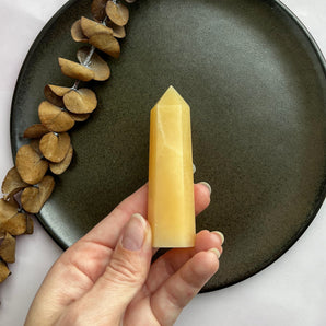 Orange calcit krystaltårn (nr. 1)