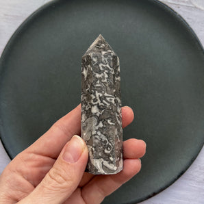 Picasso jaspis krystaltårn (nr. 1)