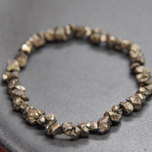 Pyrit armbånd