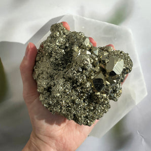 Pyrit klynge (nr. 1)